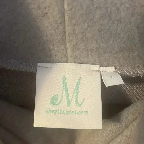 Mint Julep comfy poncho - Picture 2 of 4